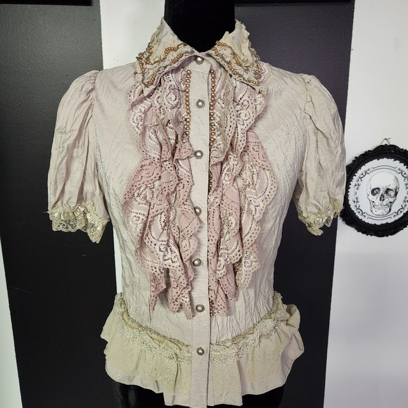 Victorian ruffle blouse - Picture 6 of 7